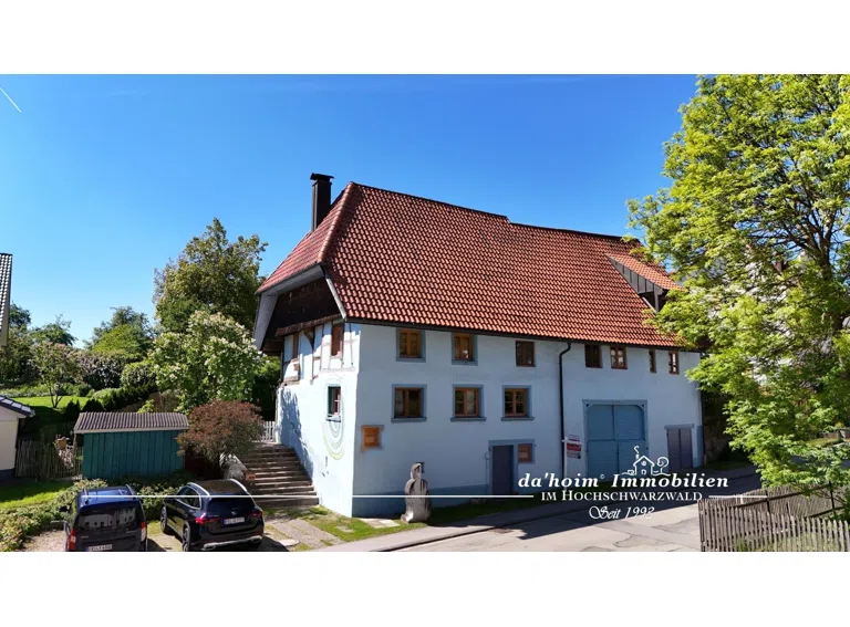 Schwarzwald-Fachwerkhaus-001dahoim_immo_wtm.JPG