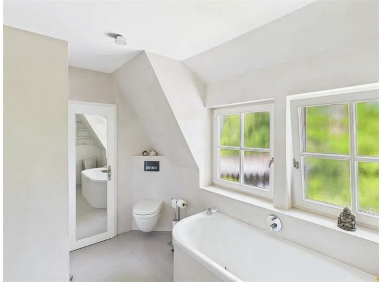 Badezimmer 1