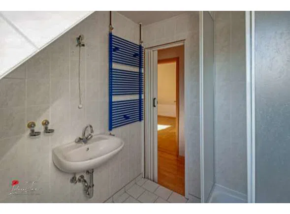 Badezimmer (OG)