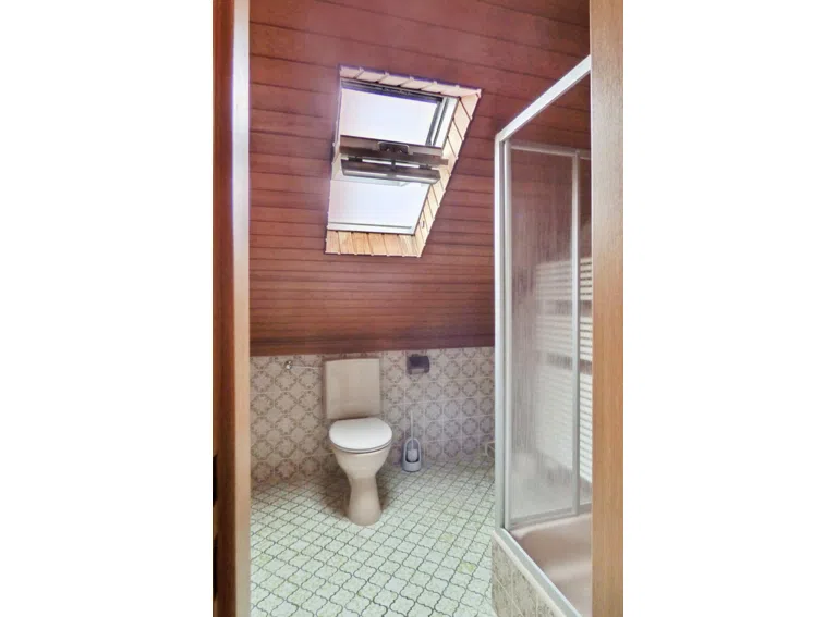 Badezimmer DG