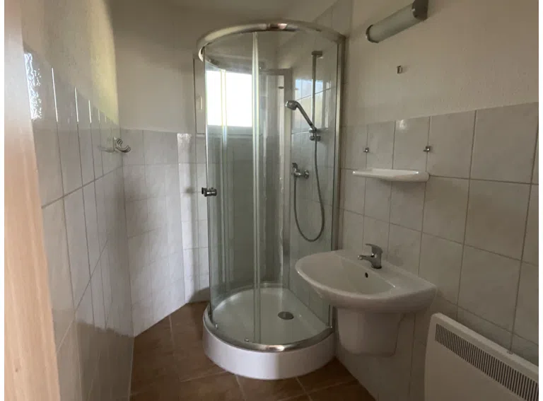 Die erste Dusche