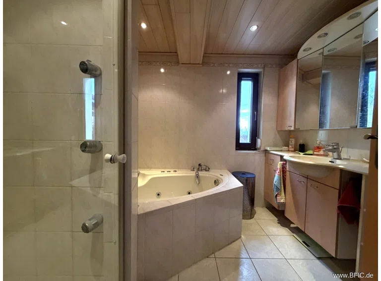 Badezimmer OG