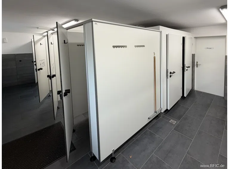 Sanitärbereich Damen