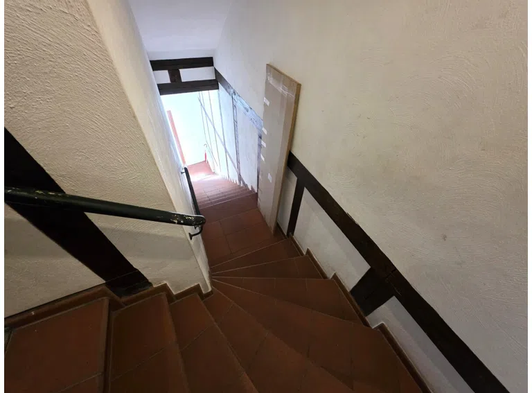 Treppenaufgang zur Mietwohnung