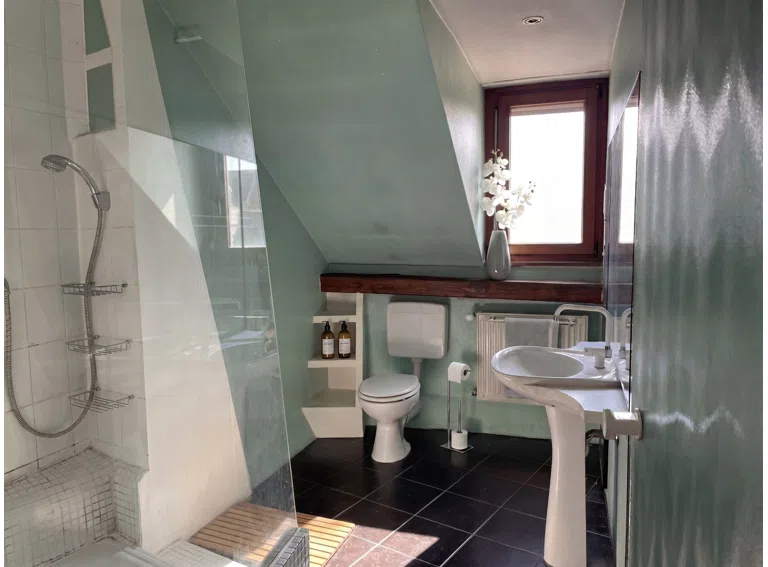 Badezimmer-DG