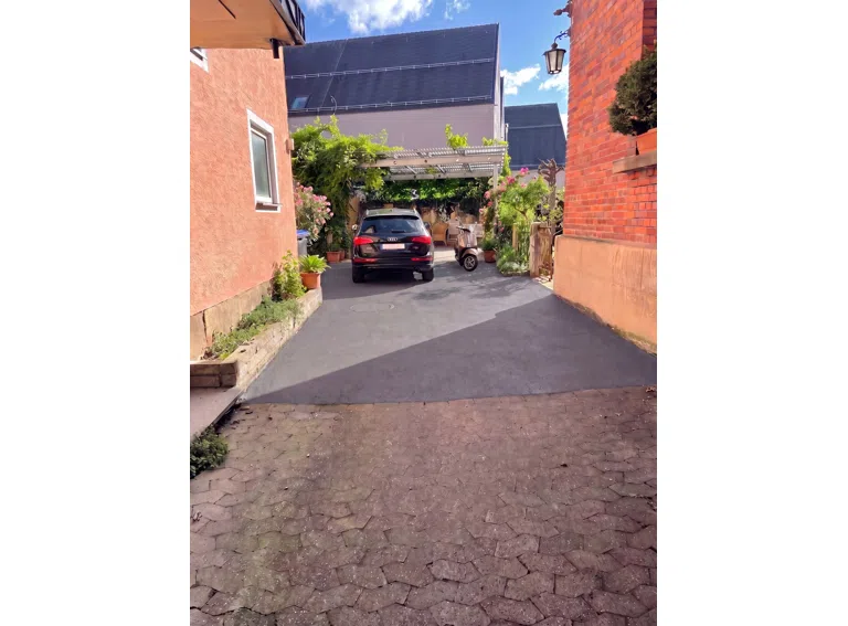Außenbereich-Nutzungsvariante Hof-Carport