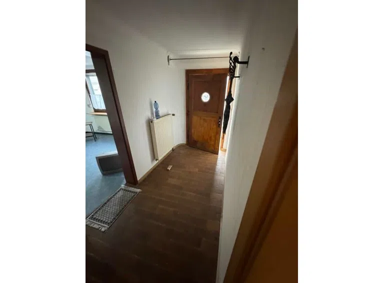 23 Flur zum Haupteingang