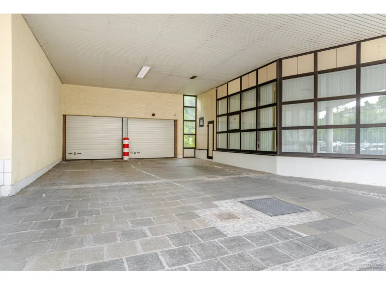 Einfahrt zur Tiefgarage