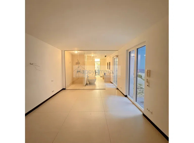 Schlafzimmer UG