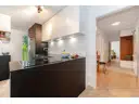 Moderne Küche trifft wohnliche Eleganz
