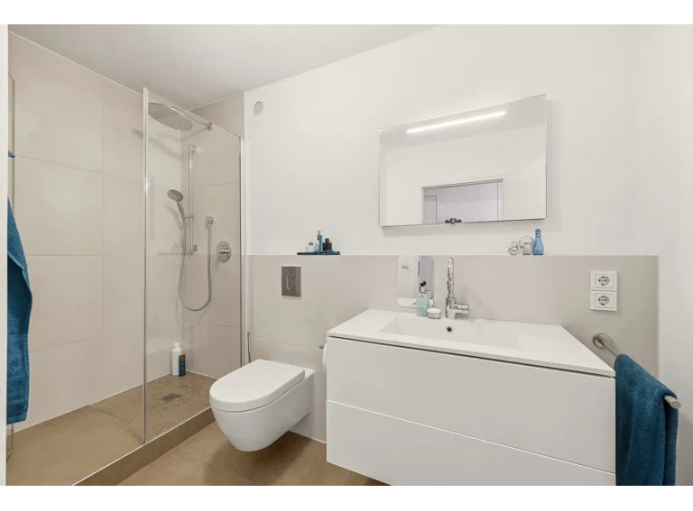 Duschbad mit Gäste WC