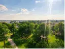 Ausblick vom Balkon ins Grüne