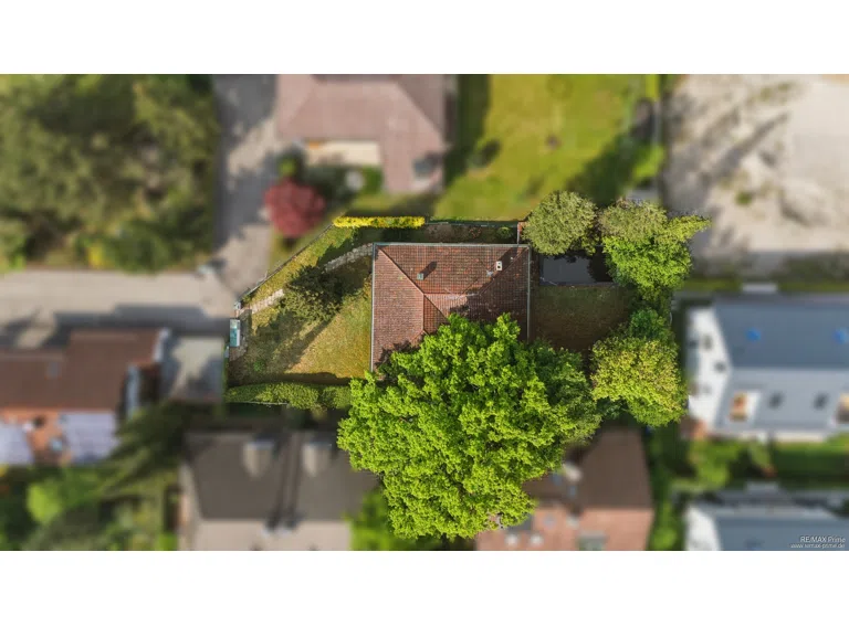 Seltene Grundstücksgröße in gewachsener Wohnlage