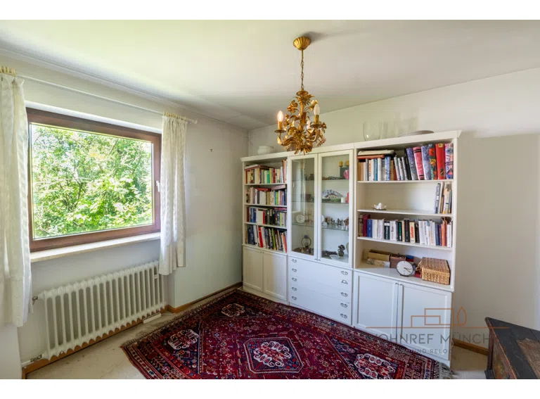 Schlafzimmer 1