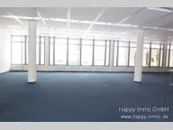 Titelbild für Das Büro liegt im Erdgeschoss in einem gepflegten Bürohaus und