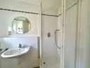 Badezimmer (1. Stock)