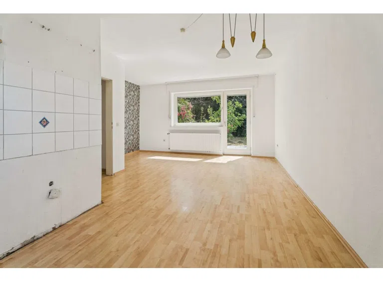 Apartment EG