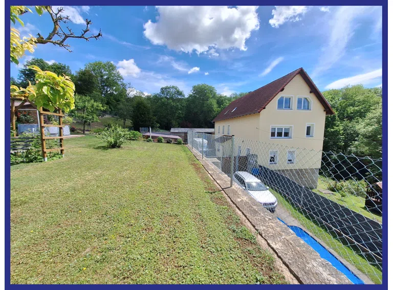 2Blick vom Garten aus