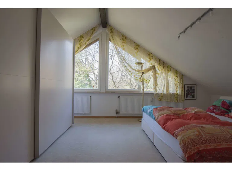 Schlafzimmer 2 DG