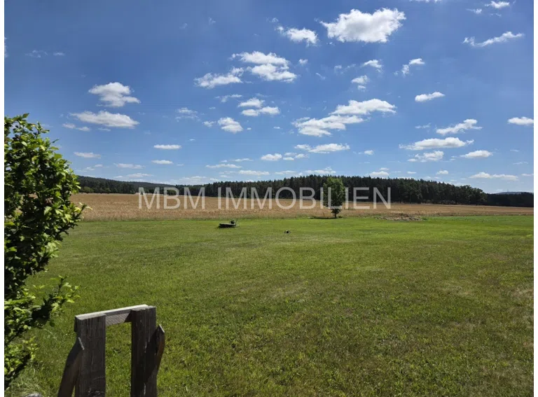 Blick vom Grundstück