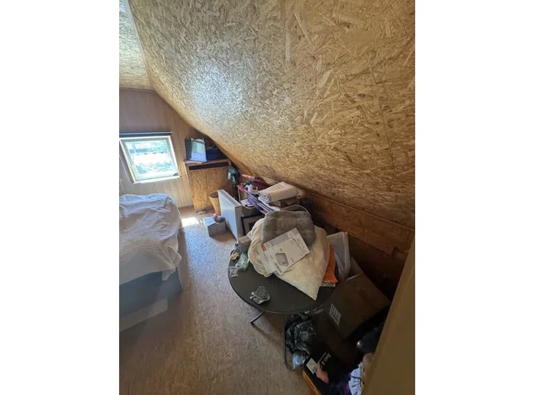 24 Schlafzimmer