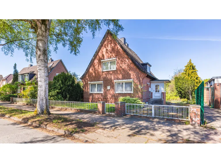 Straßenansicht