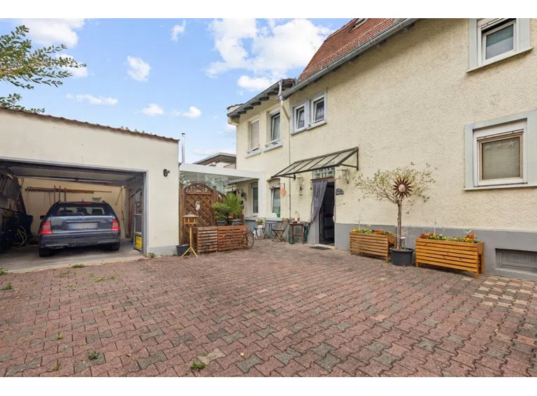 Garageneinfahrt