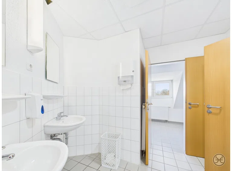 Eden-Ehbrecht-Immobilien_Bürofläche_Kreyenbrück_DG_035