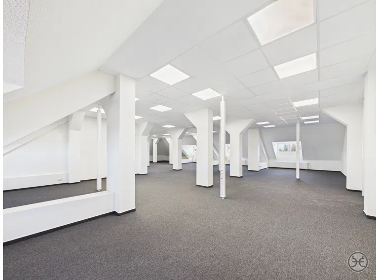 Eden-Ehbrecht-Immobilien_Bürofläche_Kreyenbrück_DG_004