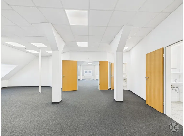 Eden-Ehbrecht-Immobilien_Bürofläche_Kreyenbrück_DG_030