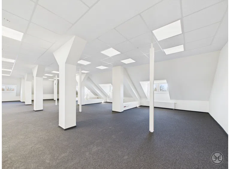 Eden-Ehbrecht-Immobilien_Bürofläche_Kreyenbrück_DG_003
