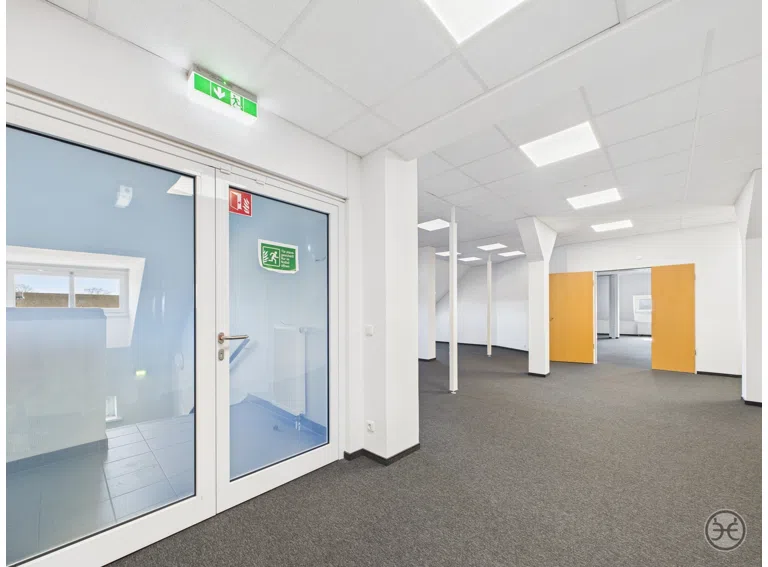 Eden-Ehbrecht-Immobilien_Bürofläche_Kreyenbrück_DG_026