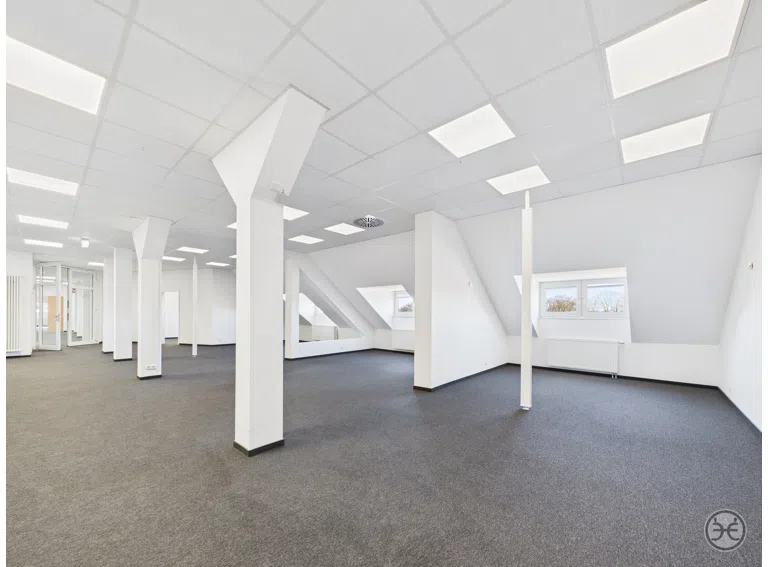Eden-Ehbrecht-Immobilien_Bürofläche_Kreyenbrück_DG_020