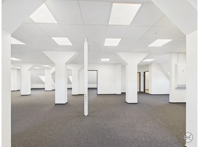Eden-Ehbrecht-Immobilien_Bürofläche_Kreyenbrück_DG_006