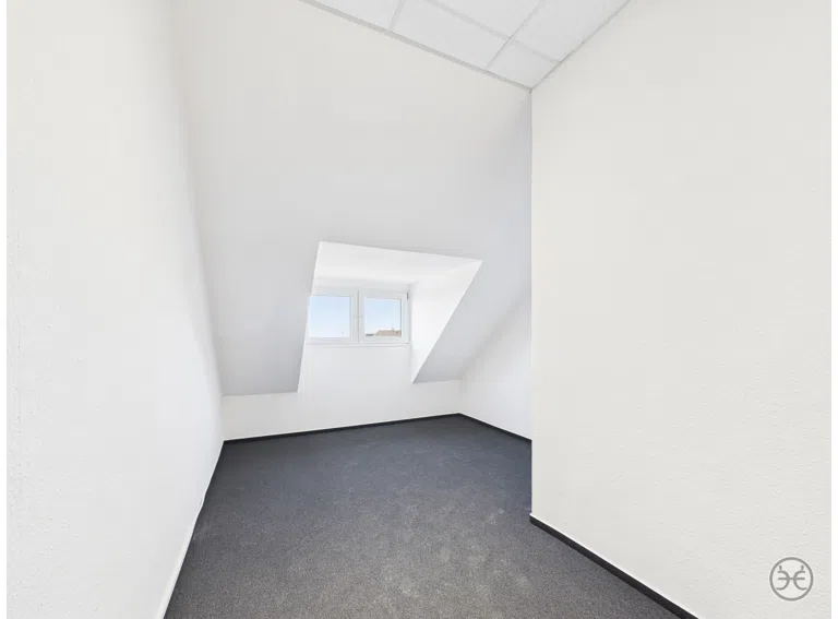 Eden-Ehbrecht-Immobilien_Bürofläche_Kreyenbrück_DG_017