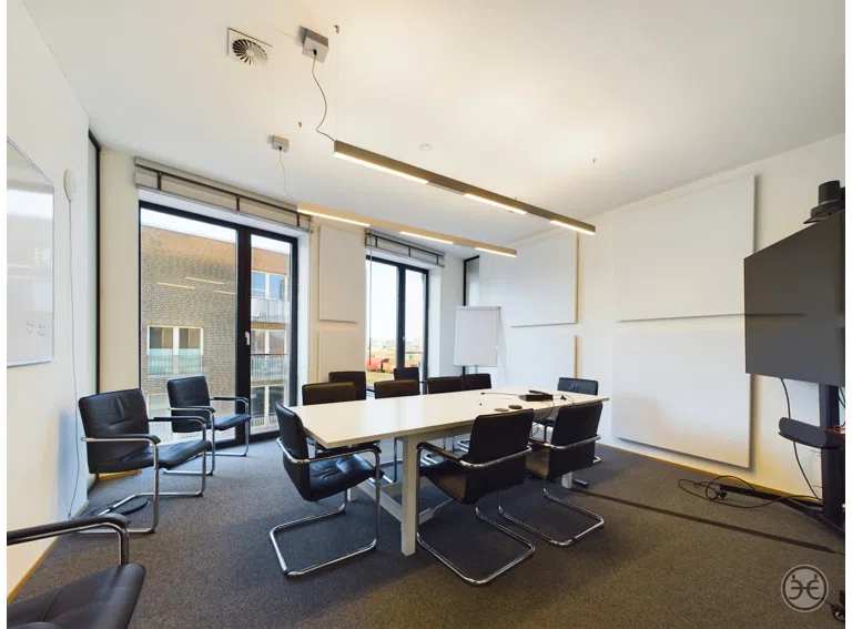 Eden-Ehbrecht-Immobilien_Vermietung_Büro_Alter-Stadthafen_054