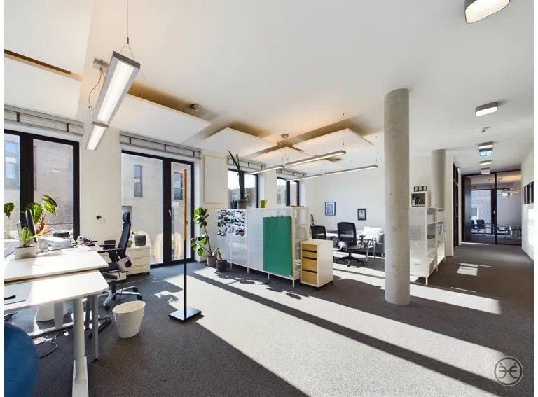 Eden-Ehbrecht-Immobilien_Vermietung_Büro_Alter-Stadthafen_059
