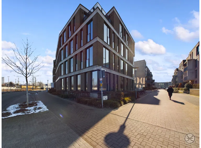 Eden-Ehbrecht-Immobilien_Vermietung_Büro_Alter-Stadthafen_002