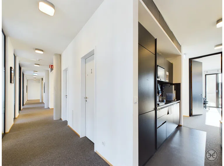 Eden-Ehbrecht-Immobilien_Vermietung_Büro_Alter-Stadthafen_072