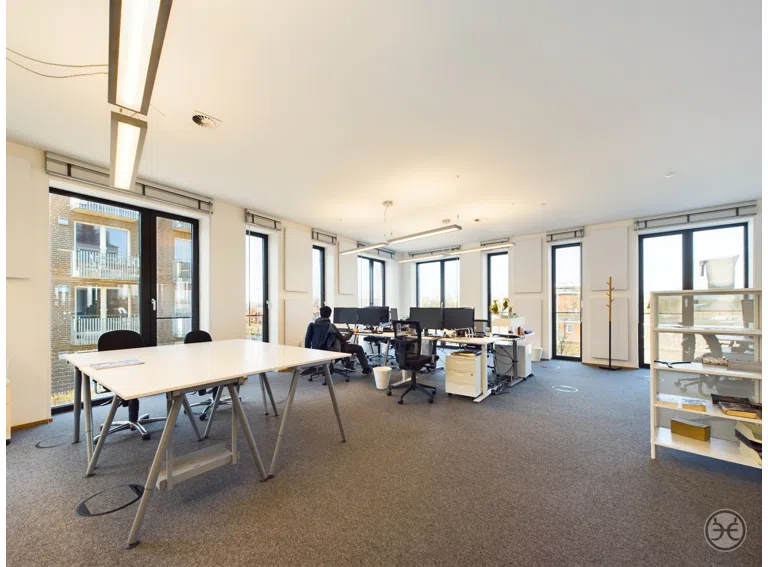 Eden-Ehbrecht-Immobilien_Vermietung_Büro_Alter-Stadthafen_032