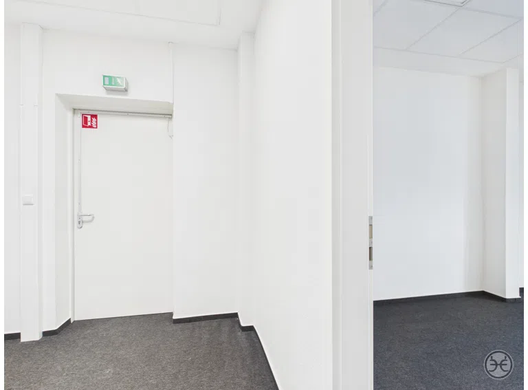 Eden-Ehbrecht-Immobilien_Vermietung_Einzelne-Büroräume_Kreyenbrück_002