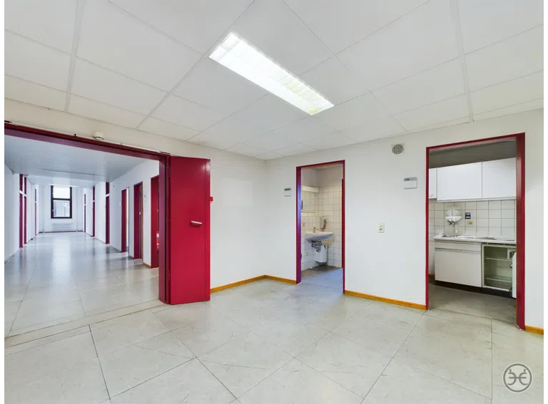 Eden-Ehbrecht-Immobilien_Büroflächen_Telekom-Gebäude_029