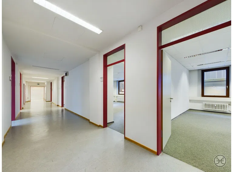 Eden-Ehbrecht-Immobilien_Büroflächen_Telekom-Gebäude_039