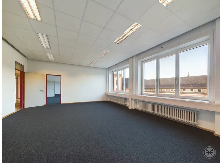 Eden-Ehbrecht-Immobilien_Büroflächen_Telekom-Gebäude_005