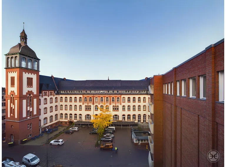 Eden-Ehbrecht-Immobilien_Büroflächen_Telekom-Gebäude_006