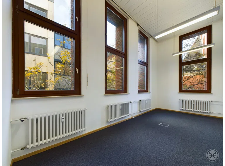 Eden-Ehbrecht-Immobilien_Büroflächen_Telekom-Gebäude_032