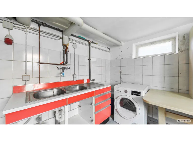 Hauswirtschaftraum mit KI aufgeräumt