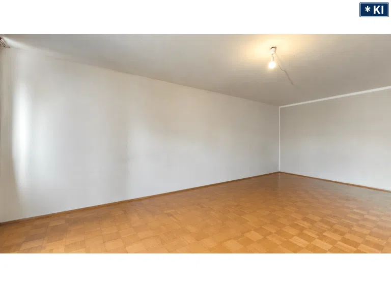 Esszimmer - mit KI entmöbliert
