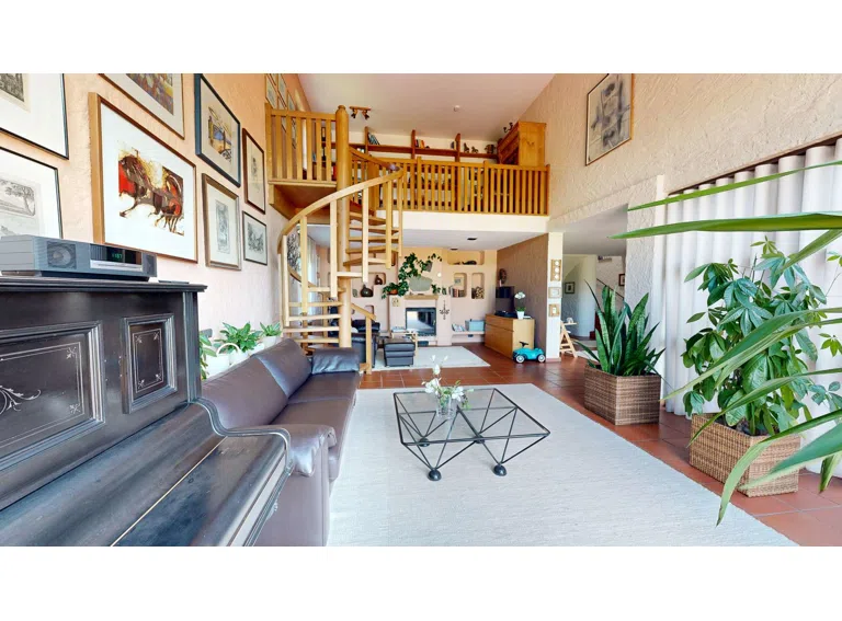 Wohnzimmer UG