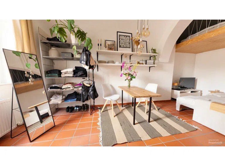 Zimmer Whg. EG